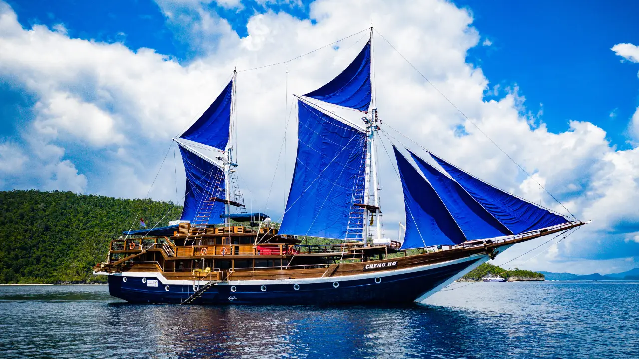 the journey of cheng ho liveaboard